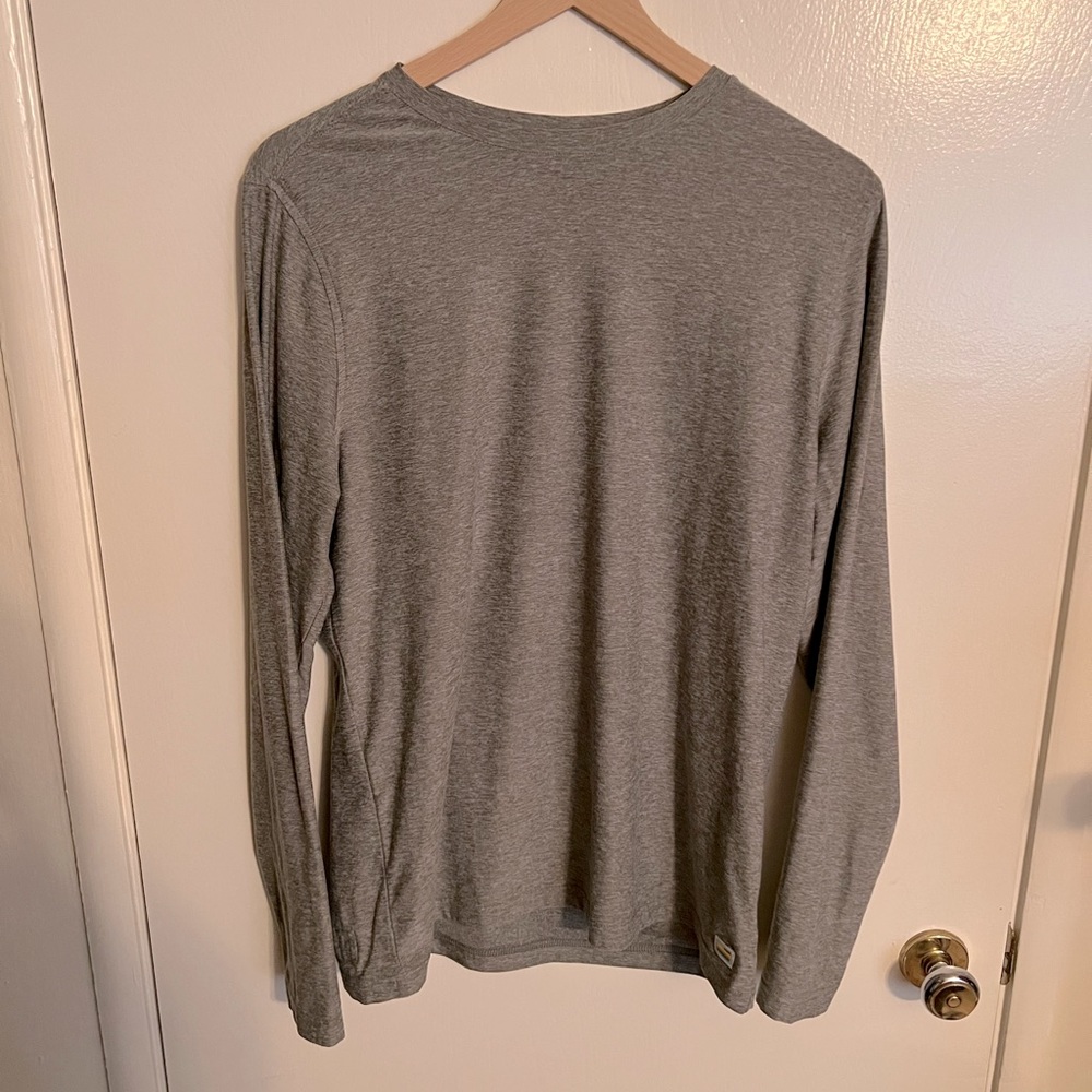 Vuori Mens Gray Long Sleeve Shirt